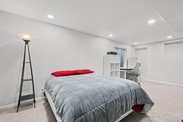 bedroom with carpet flooring