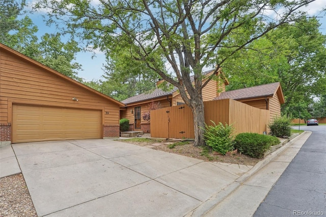 59 S Eagle Cir, Aurora, CO 80012 - photo 1