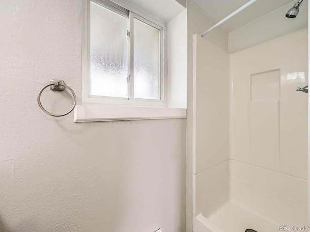 11062 Hudson Ct, Thornton, CO 80233 - bathroom featuring a shower