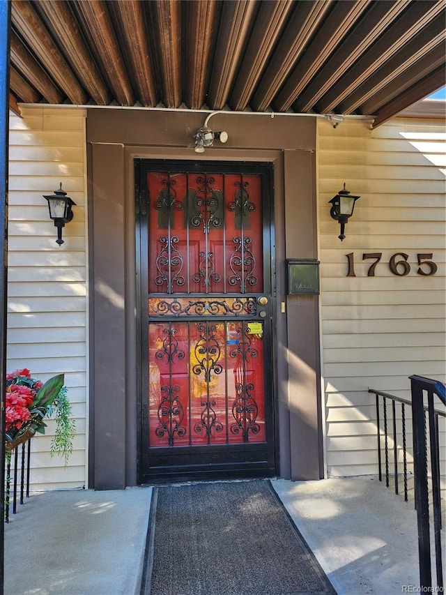 view of entrance to property