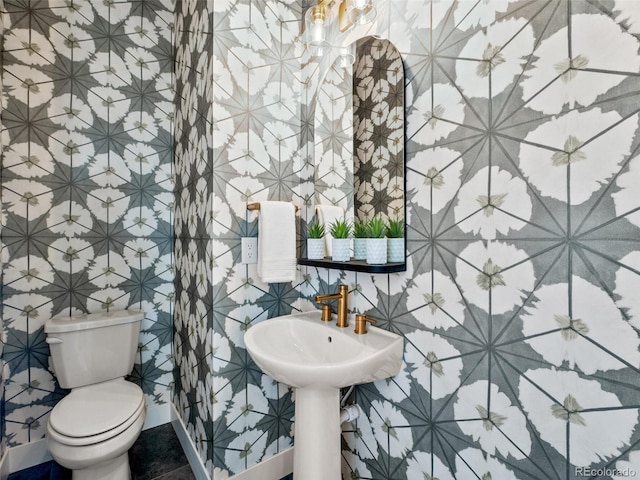 1787 W 166th Ave, Broomfield, CO 80023 - half bathroom with toilet and baseboards