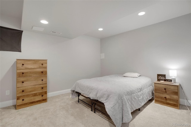 bedroom featuring recessed lighting, carpet flooring, visible vents, and baseboards