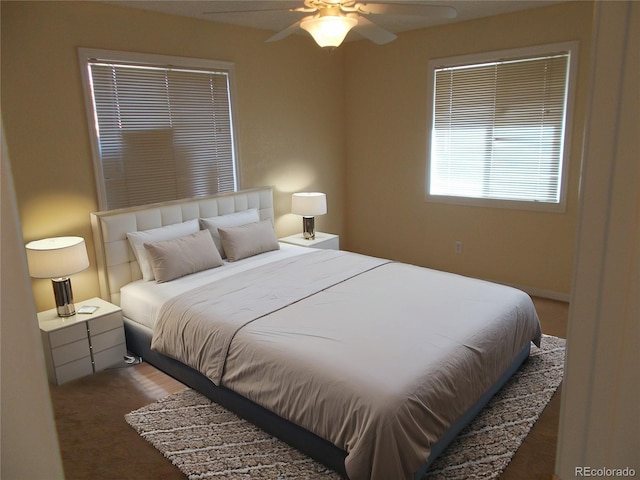 bedroom with ceiling fan