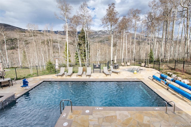 17 Vendette Rd, Silverthorne, CO 80498 - community pool with a patio