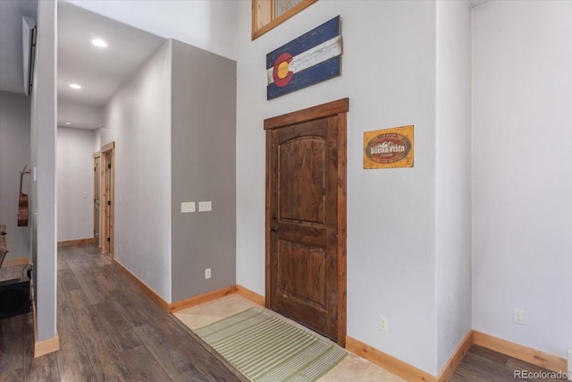 17158 County Road 363, Buena Vista, CO 81211 - foyer entrance with wood finished floors, baseboards, and recessed lighting