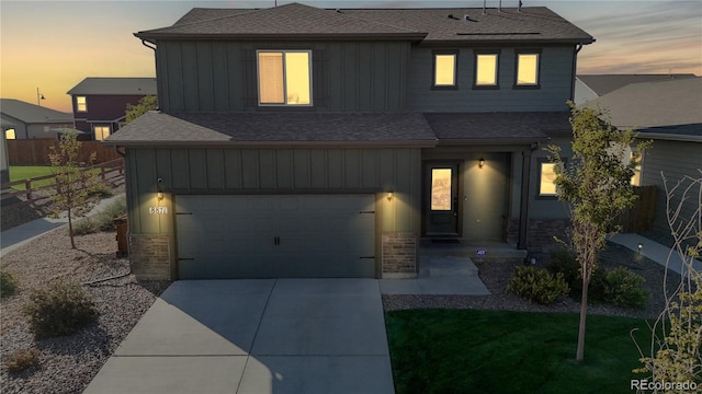 view of front facade with a garage