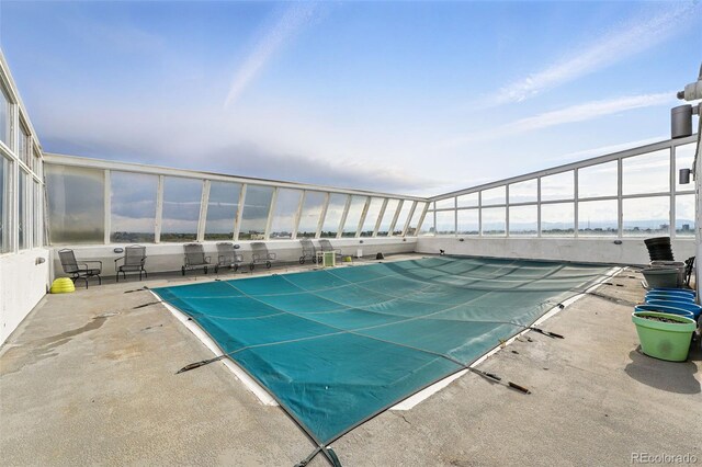 view of swimming pool