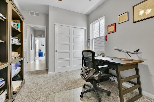 27853 E 8th Ave, Aurora, CO 80018 - carpeted office space with baseboards