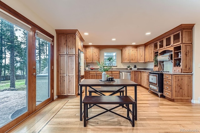 26732 Main St, Conifer, CO 80433 - kitchen featuring range with gas cooktop, dishwasher, fridge, light wood-type flooring, and recessed lighting