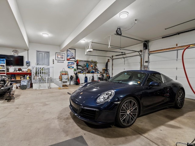 6405 Warriors Run, Littleton, CO 80125 - garage featuring a workshop area