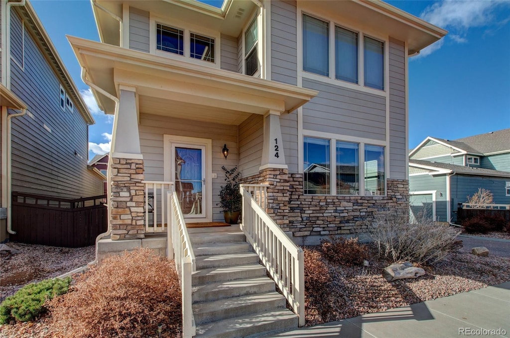 view of front of property featuring a porch