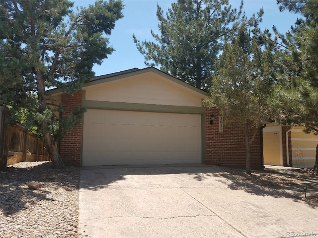 3825 S Atchison Way, Aurora CO, 80014, 3 bedrooms, 2 baths house for sale