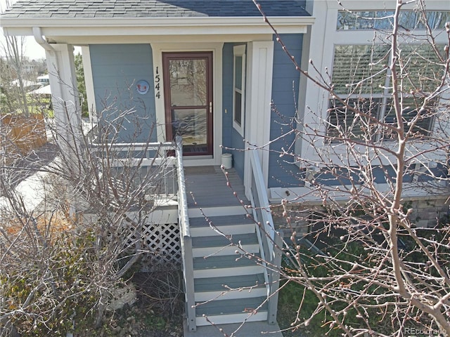 1544 Cottonwood Ave, Lafayette, CO 80026 - property entrance featuring roof with shingles
