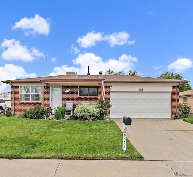 5511 Scranton St, Denver, CO 80239 - photo 2
