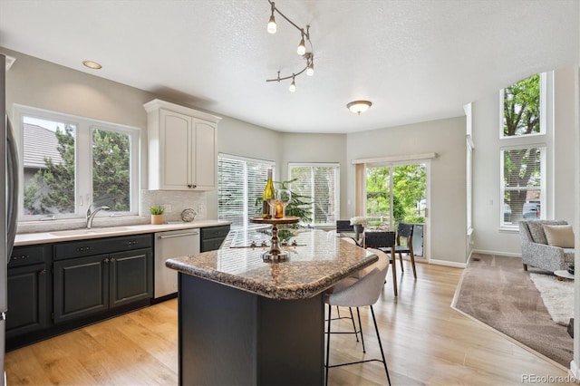 2240 Summitview Dr, Longmont, CO 80504