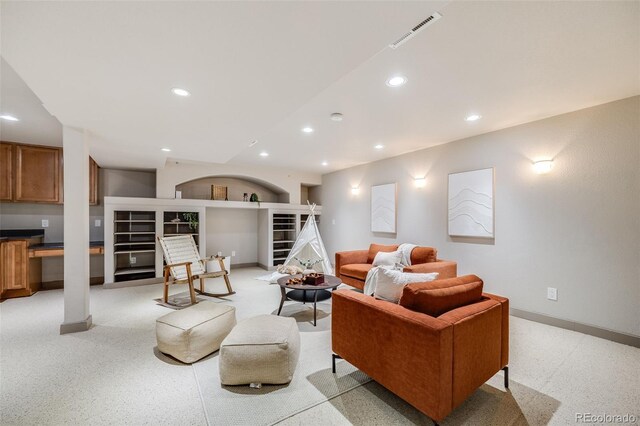 17522 E Dewberry Dr, Parker, CO 80134 - living area with recessed lighting and baseboards