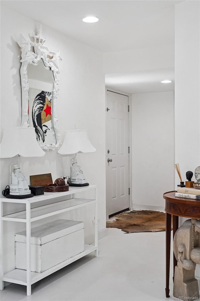 790 N Clarkson St Unit 206, Denver, CO 80218 - hall featuring recessed lighting