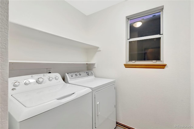 washroom with laundry area and washing machine and clothes dryer