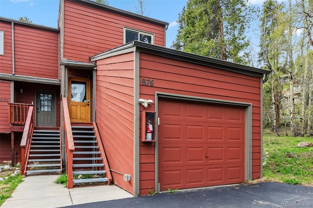 876 Broken Lance Dr, Breckenridge, CO 80424 - view of garage