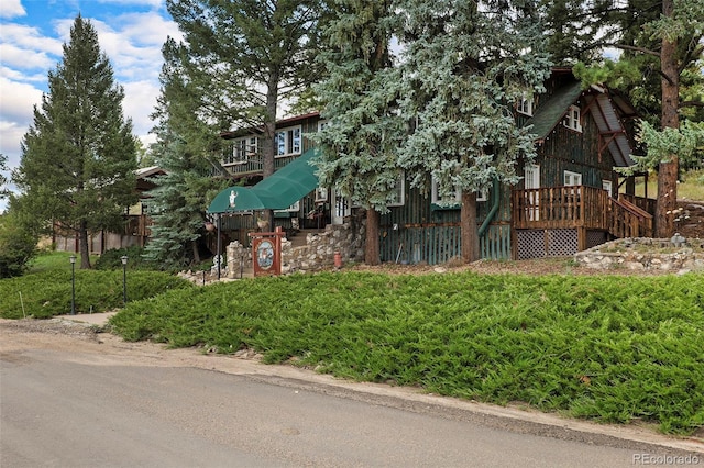 27425 Spruce Ln, Evergreen, CO 80439 - view of front of home with a wooden deck