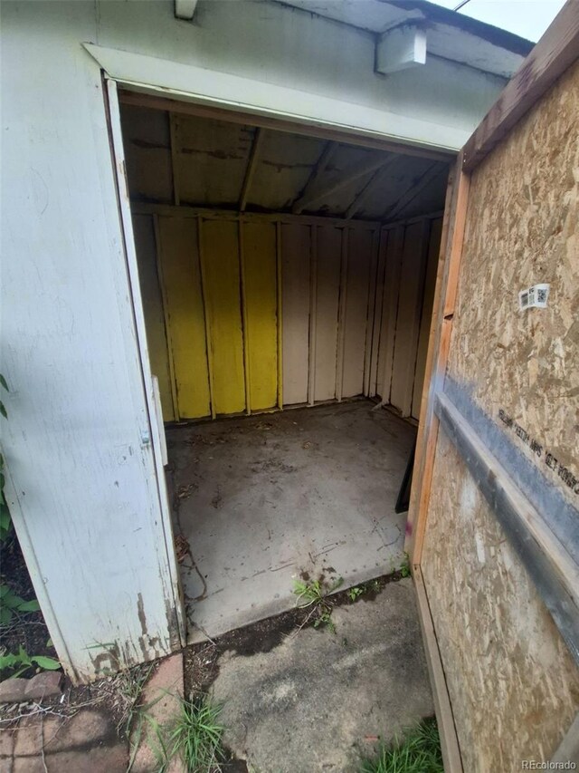 387 Tucson St, Aurora, CO 80011 - view of garage