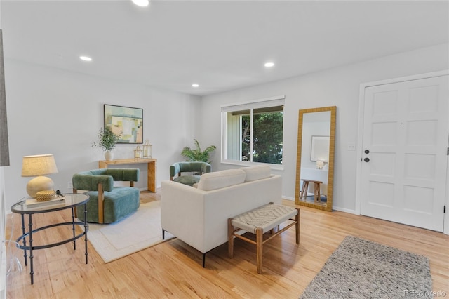 4650 S Idalia St, Aurora, CO 80015 - living area featuring light wood-style flooring, recessed lighting, and baseboards