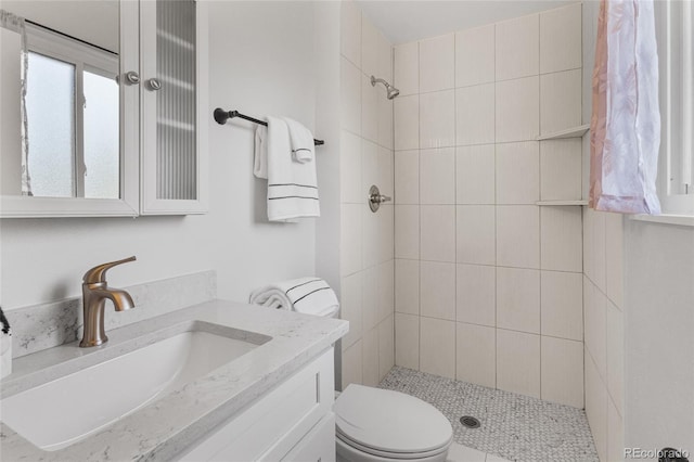 4650 S Idalia St, Aurora, CO 80015 - full bath with vanity, toilet, and tiled shower