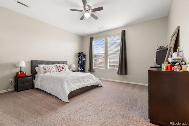 bedroom featuring carpet flooring and a ceiling fan