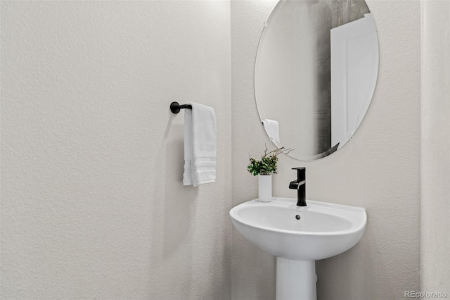5970 S Platte Canyon Dr, Littleton, CO 80123 - bathroom featuring a sink