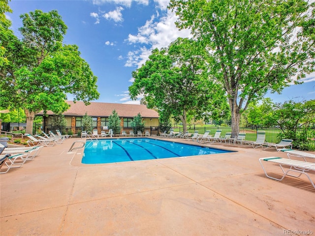 3144 S Wheeling Way Unit 206, Aurora, CO 80014 - community pool featuring a patio