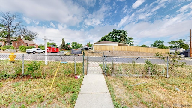 598 S Navajo St, Denver, CO 80223 - photo 29