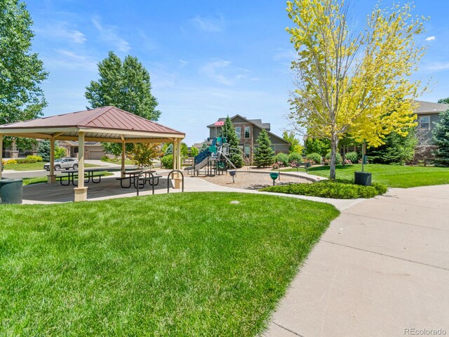 13645 Osage Ct, Broomfield, CO 80023 - surrounding community featuring a gazebo and a lawn