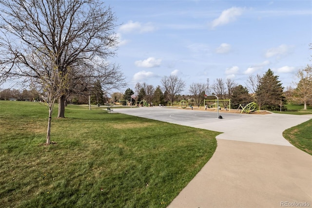 7755 E Quincy Ave Unit T80, Denver, CO 80237 - surrounding community with a yard and community basketball court