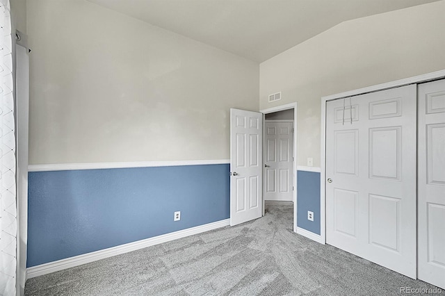 3163 E 133rd Ave, Thornton, CO 80241 - unfurnished bedroom featuring lofted ceiling, carpet, and a closet