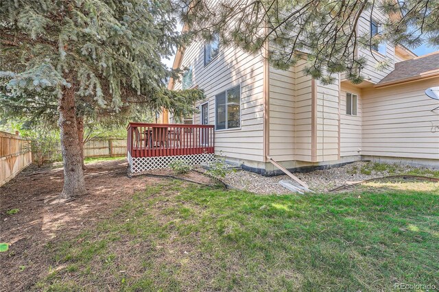 18872 E Prentice Pl, Centennial, CO 80015 - view of yard with a deck