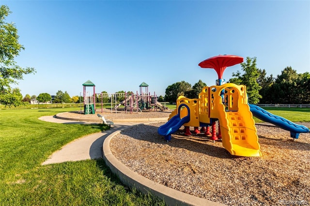 1155 Black Hawk Rd, Eaton, CO 80615 - community jungle gym with a yard