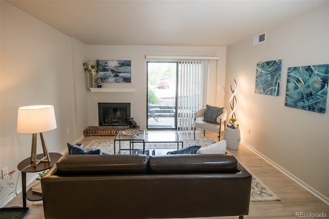 579 Wright St Unit 105, Lakewood, CO 80228 - photo 1
