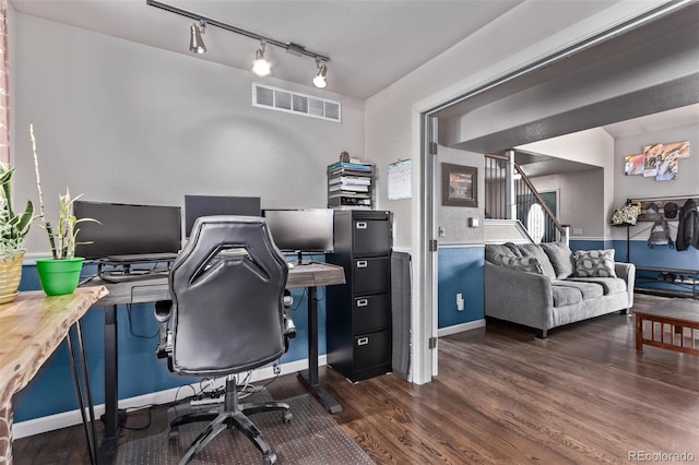 105 Hawthorn St, Frederick, CO 80530 - office space with wood finished floors and baseboards