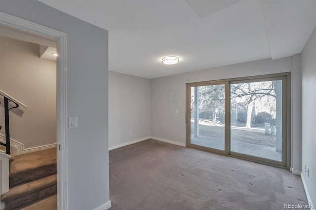 view of carpeted spare room