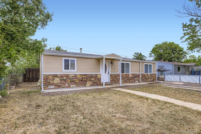 7461 Locust St, Commerce City, CO 80022 - photo 1