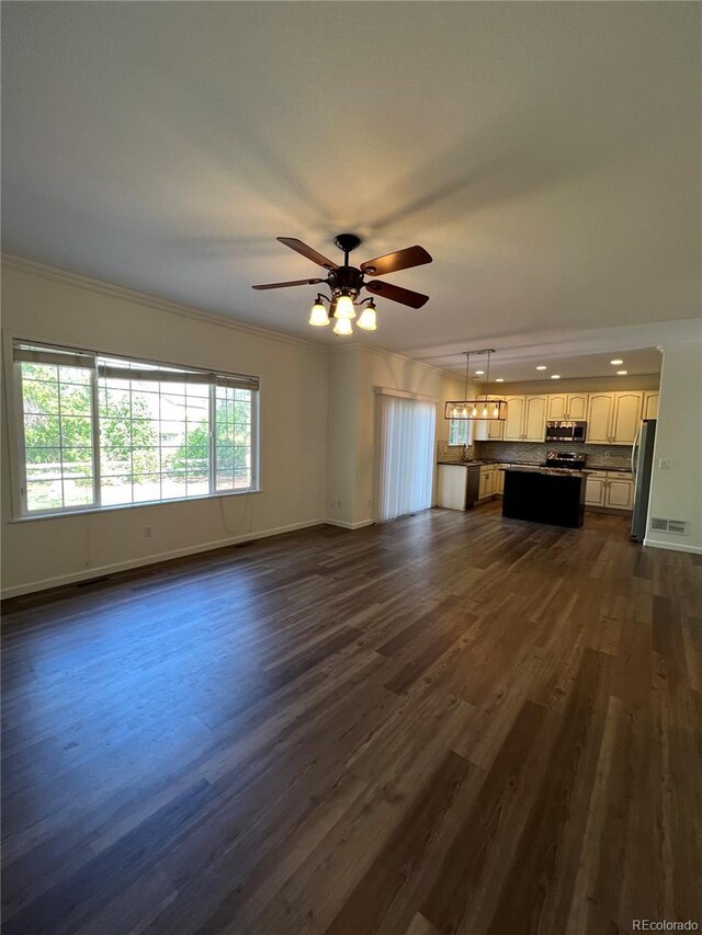 6043 S Waco St, Aurora, CO 80016 - photo 12