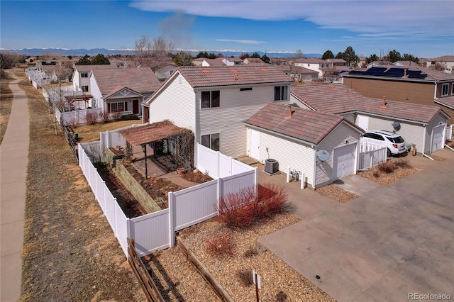 birds eye view of property featuring a residential view