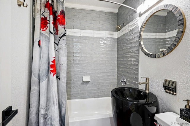751 Poplar St, Denver, CO 80220 - full bathroom with shower / bath combo and a textured wall