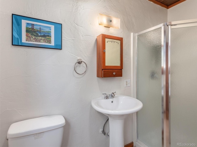 274 N Willow St, Crestone, CO 81131 - full bath with toilet and a shower stall