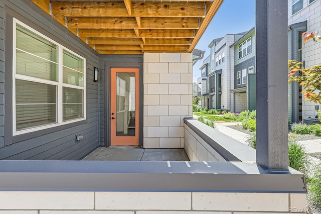 6791 Navajo Ct, Denver, CO 80221 - entrance to property featuring a balcony and a residential view