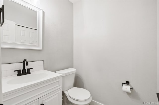 1707 Ostia Cir Unit 46, Lafayette, CO 80026 - half bath featuring tasteful backsplash and vanity