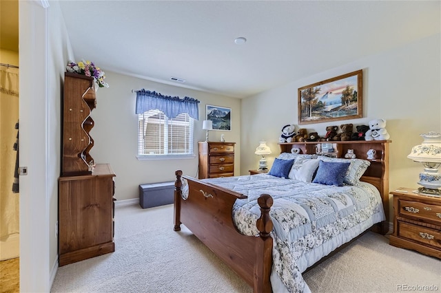 view of carpeted bedroom