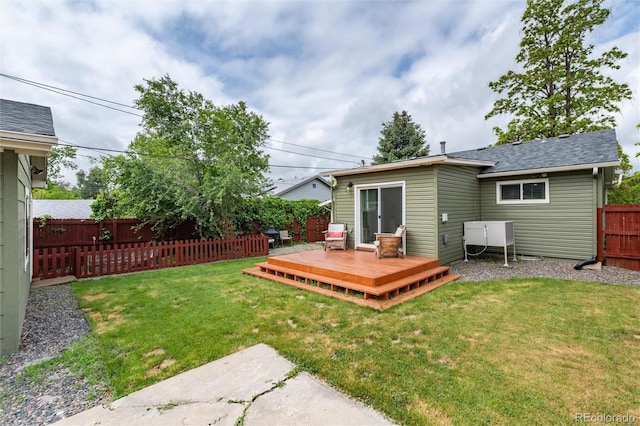 4520 S Delaware St, Englewood, CO 80110 - view of yard featuring a deck