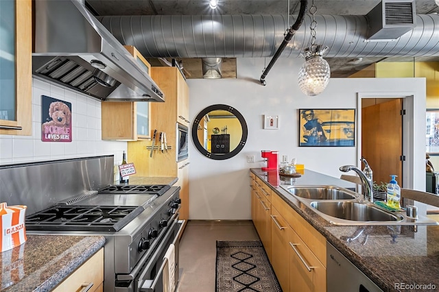 2100 16th St Unit 606, Denver, CO 80202 - kitchen featuring stainless steel range, exhaust hood, a sink, tasteful backsplash, and glass insert cabinets