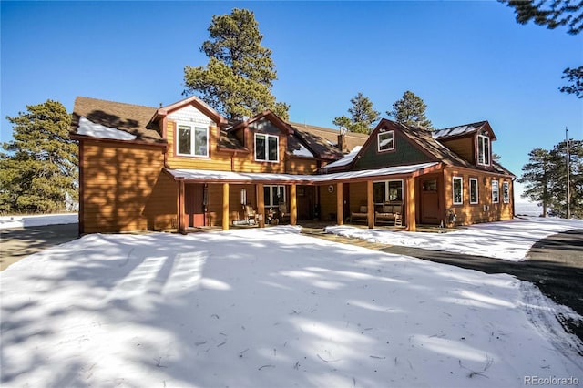 view of front of home featuring a porch